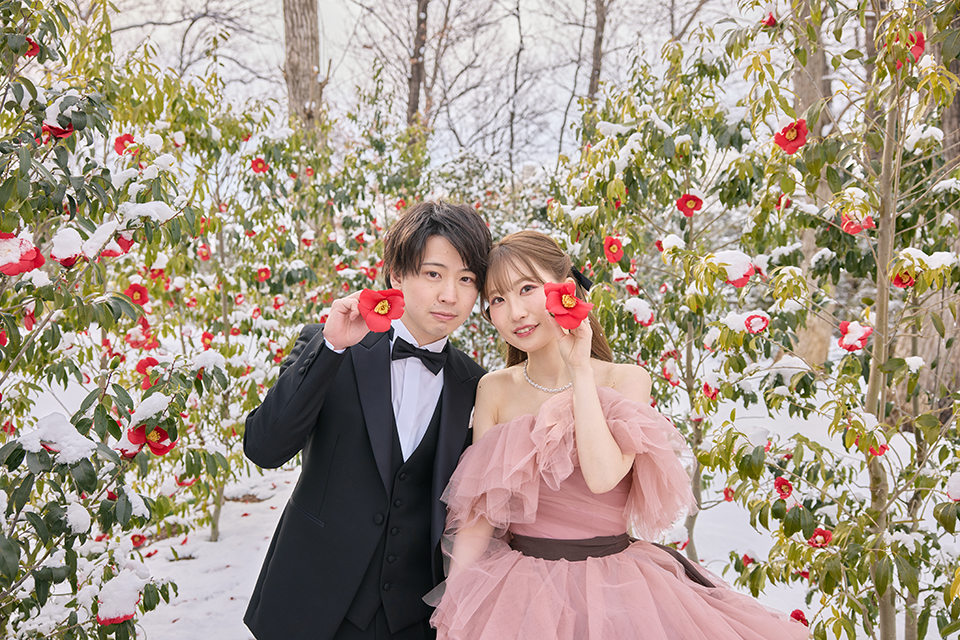 【2/8撮影:K様】透明感を纏う、レース和装と雪の中のドレス